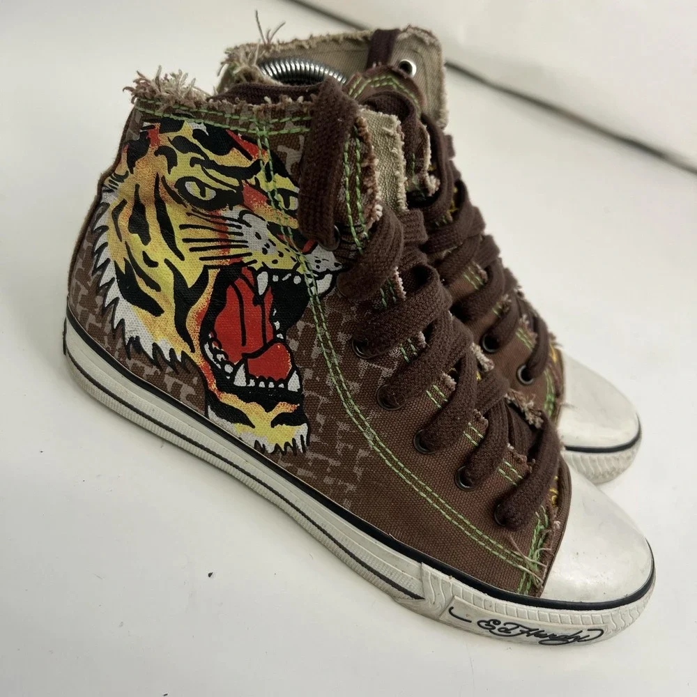 Ed Hardy Shoes Womens Size 7 Brown Tiger Canvas High Top Sneakers 18FHR107W